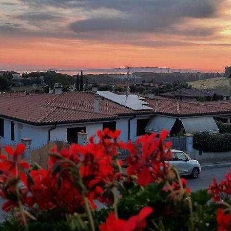 Casa D'Amare - A 600 Mt Dalla Spiaggia Follonica Exterior foto